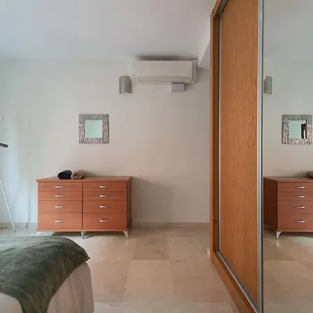 Modern Canteras